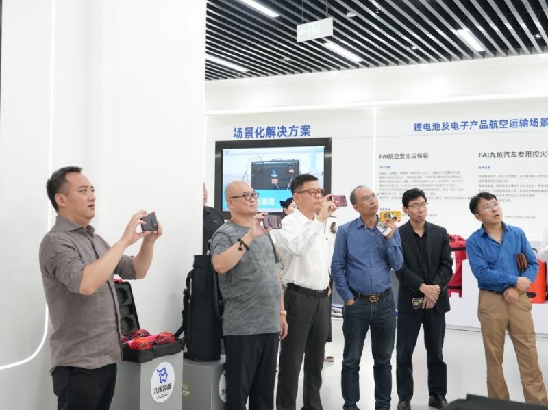 图片 2 图片 2